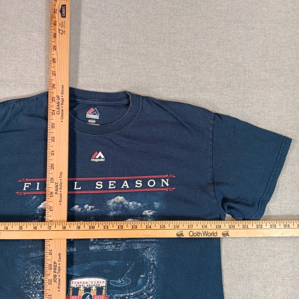 Atlanta Braves M Majestic T-shirt Turner Field Final Season Commemorative MLB - Picture 4 of 5